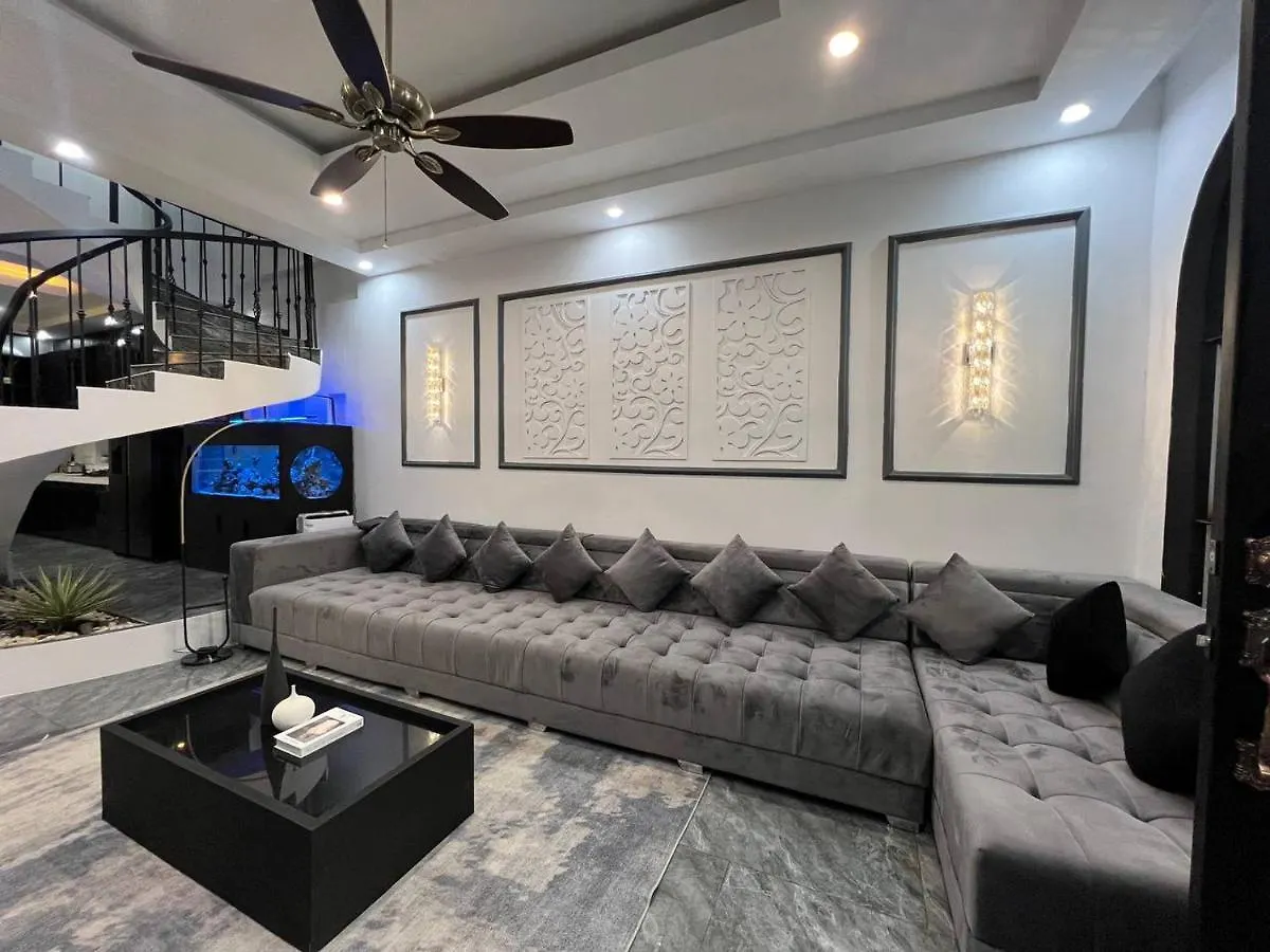 The Morokot Paradise Homestay Sihanoukville Cambogia
